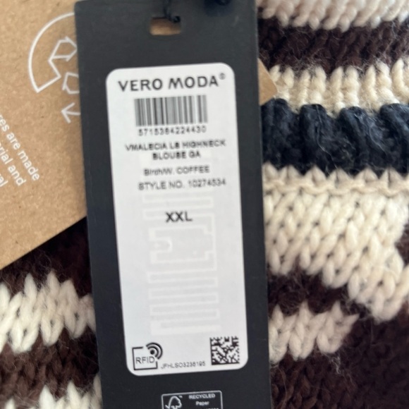 Alecia Sweater - Picture 4 of 11